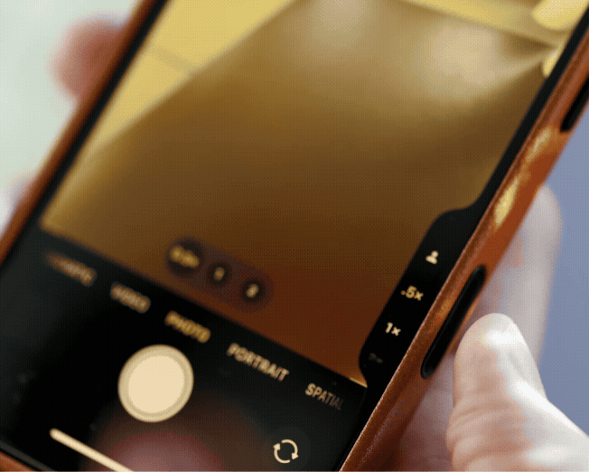 Apple iPhone Air - Metro Slim Leather Phone Case