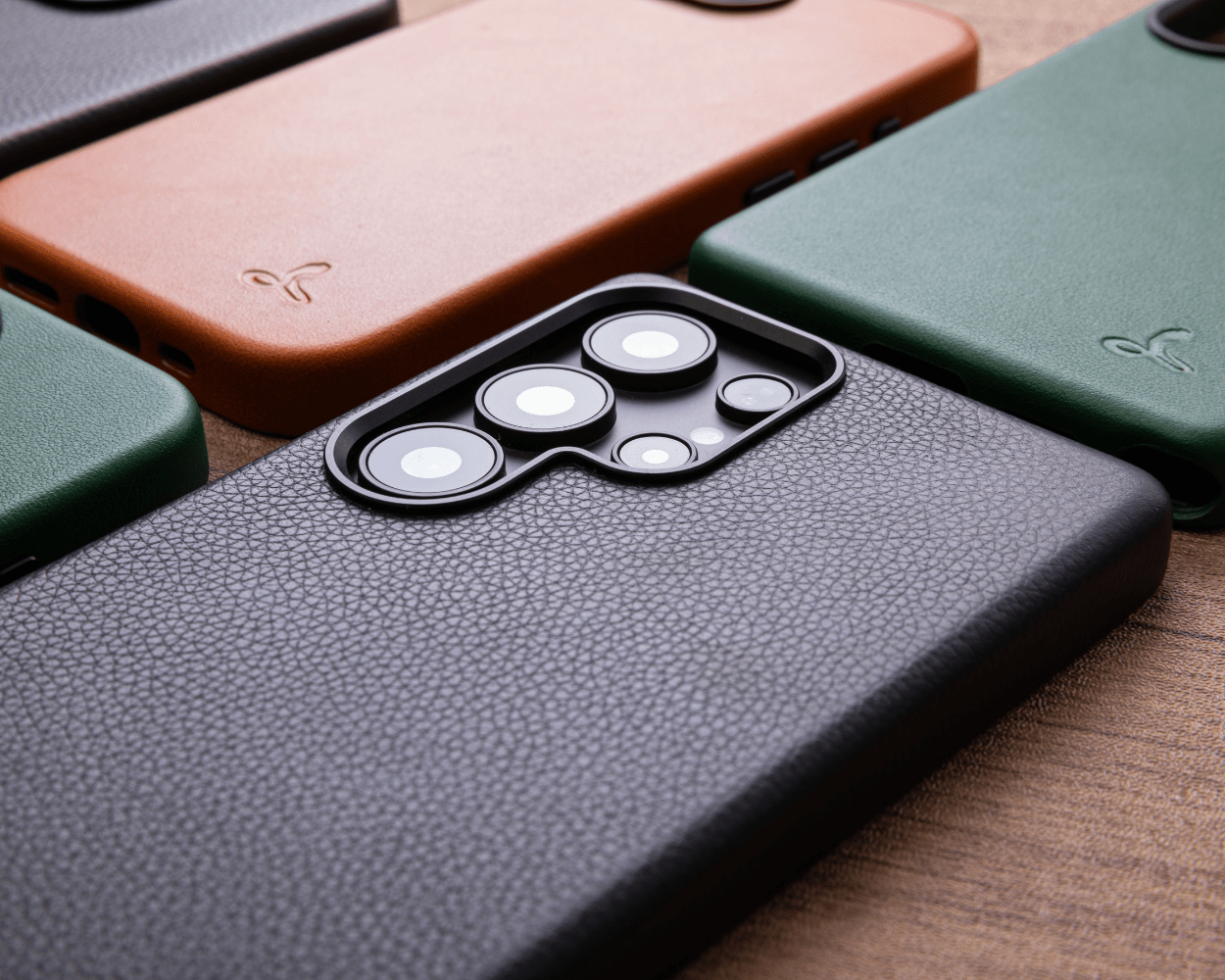 Samsung Galaxy S25 Ultra - Metro Slim Leather Phone Case