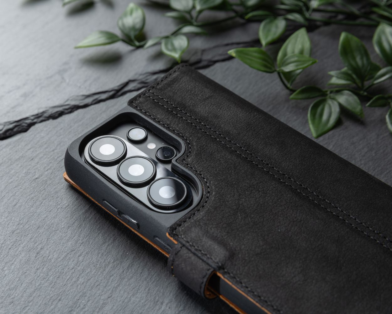 Samsung Galaxy S26 Ultra - Vintage Leather Wallet Phone Case