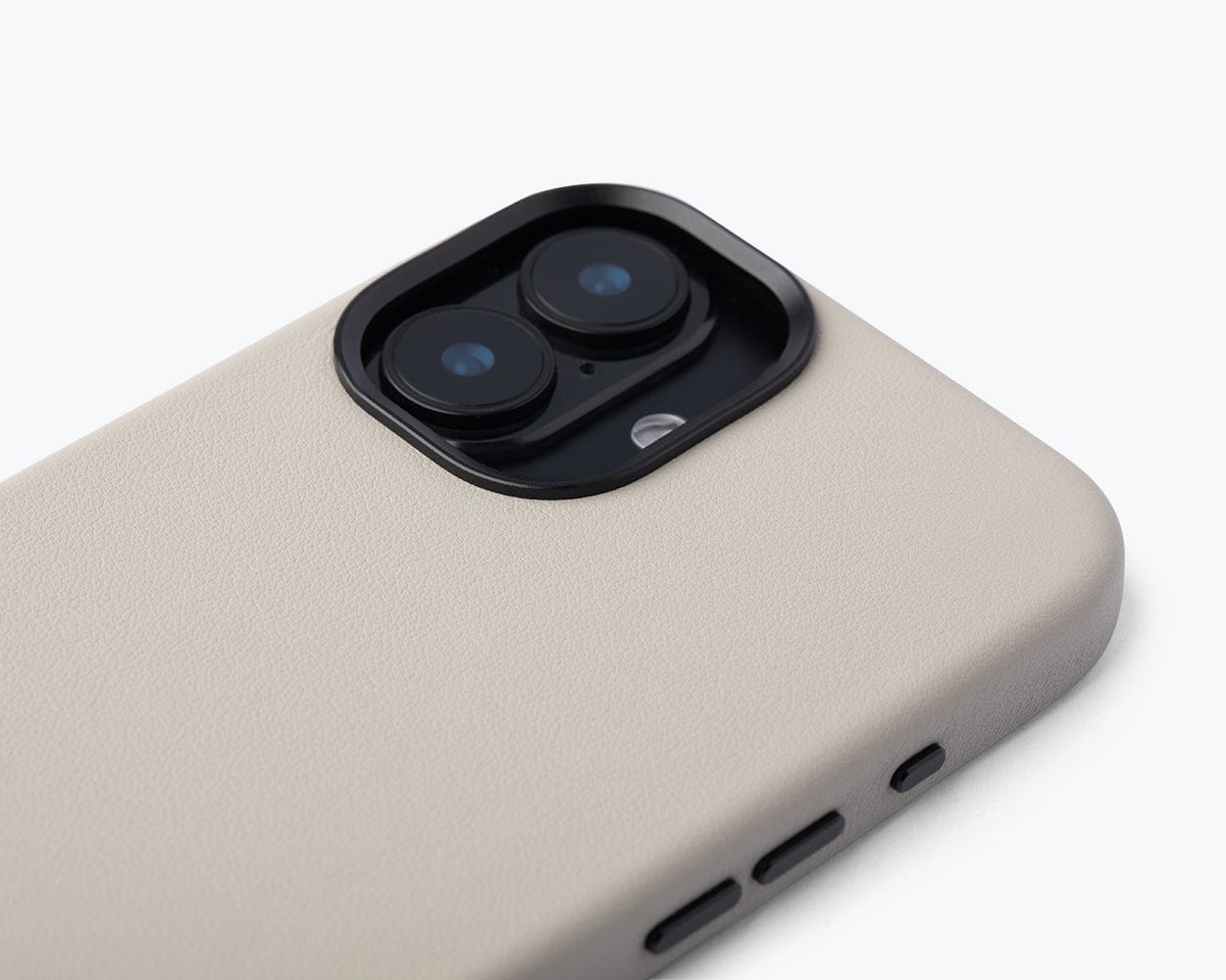 Apple iPhone 17 - Metro Slim Leather Phone Case