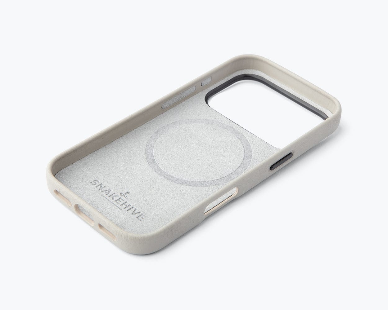 Apple iPhone 17 Pro - Metro Slim Leather Phone Case