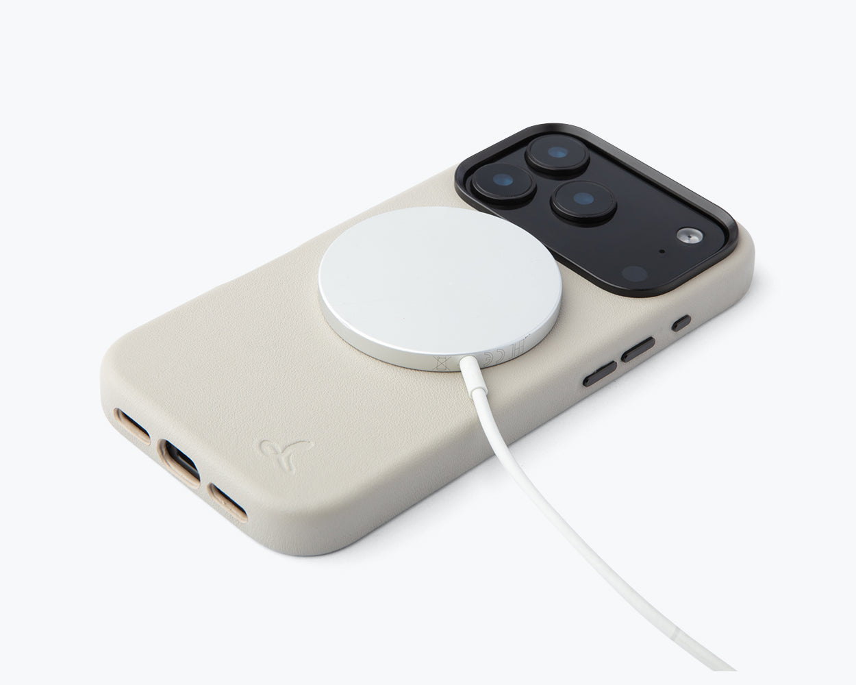 Apple iPhone 17 Pro - Metro Slim Leather Phone Case