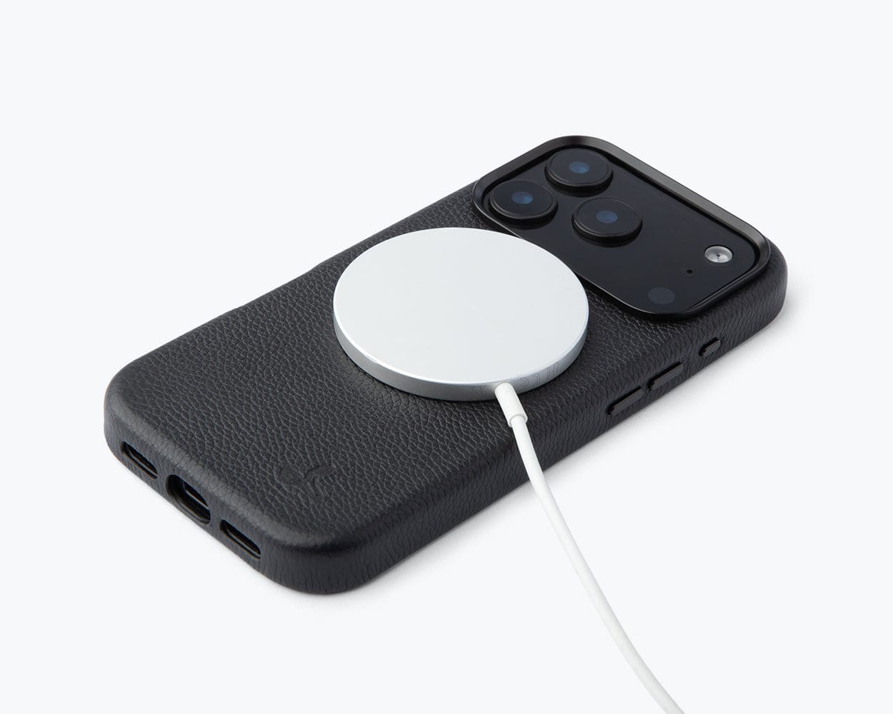 Apple iPhone 17 Pro - Metro Slim Leather Phone Case