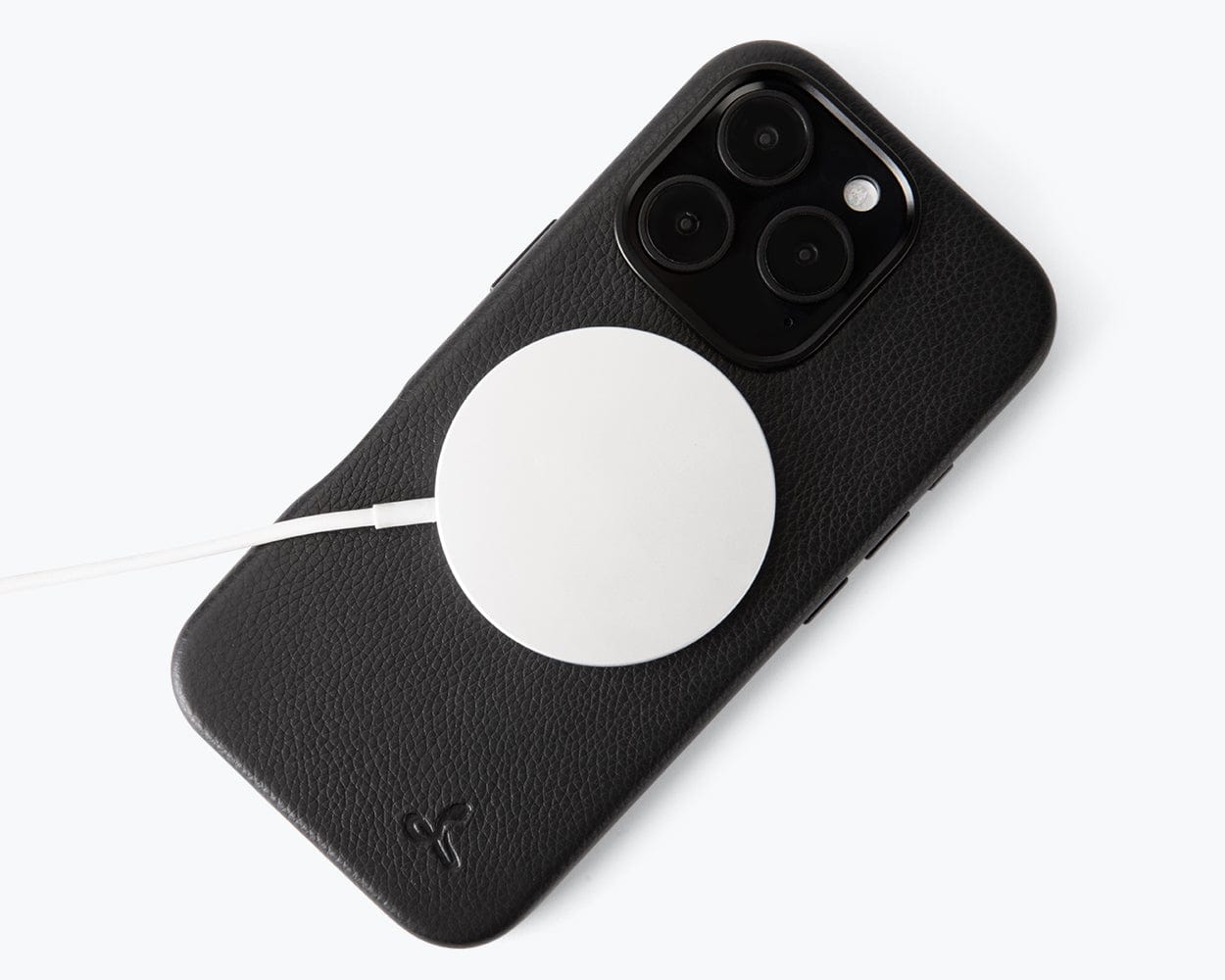 Apple iPhone 16 Pro Max - Metro Slim Leather Phone Case