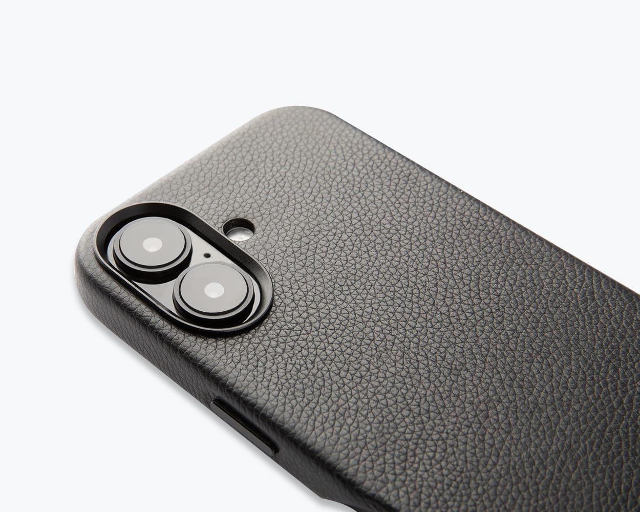 Apple iPhone 16 - Metro Slim Leather Phone Case