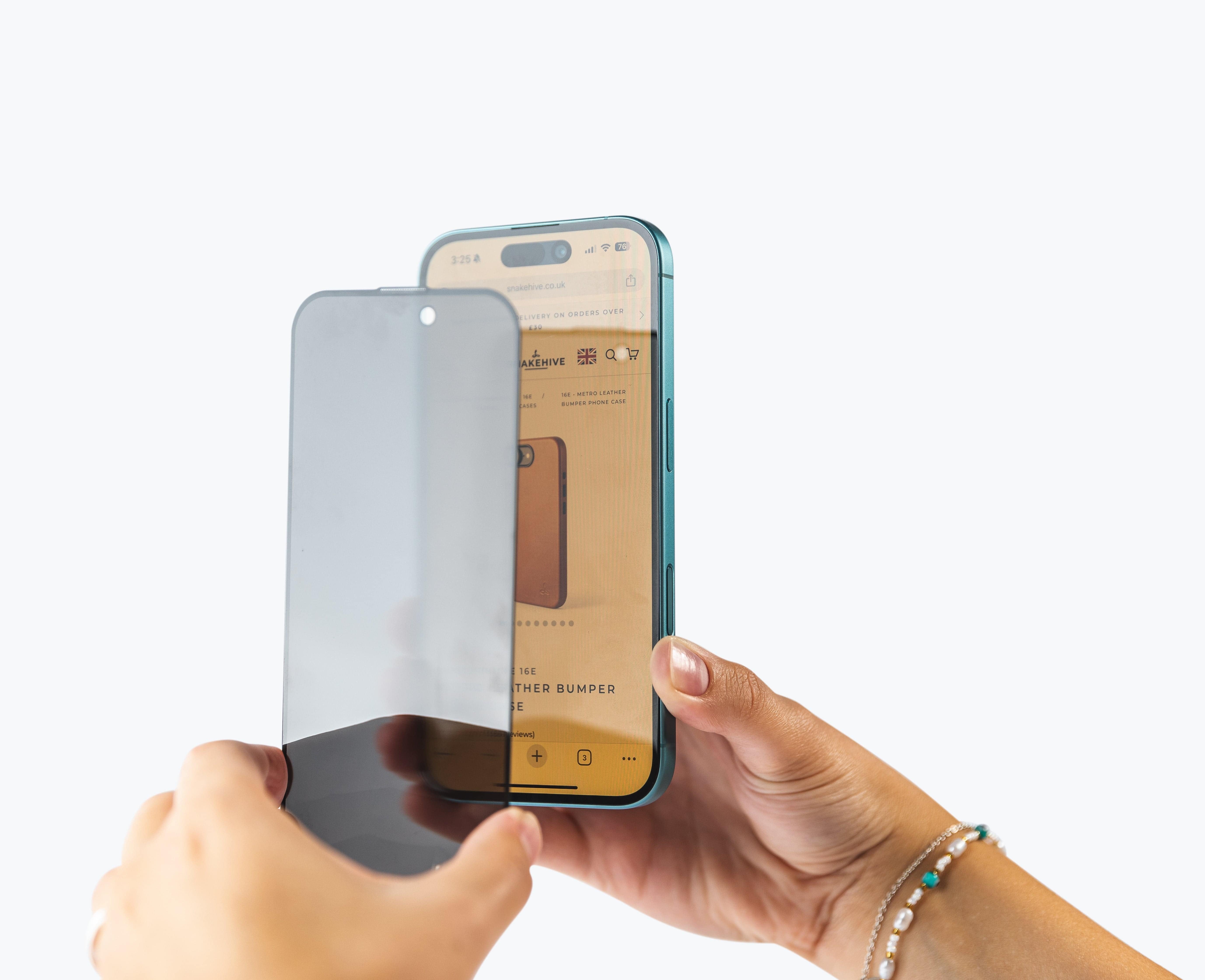 Apple iPhone 14 Pro - Privacy Glass Screen Protector (x2)