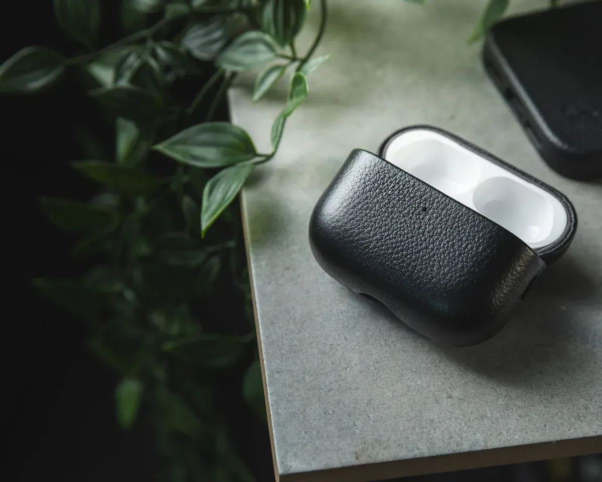 Snakehive Accessories Apple AirPods Pro 3 - Metro Leather Case Apple AirPods Pro 3 Leather Case | Snakehive