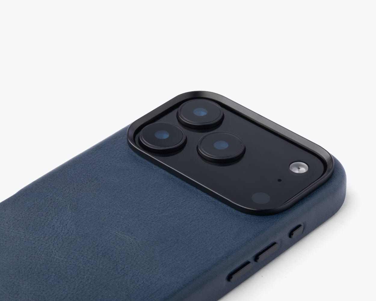 Apple iPhone 17 Pro  - Metro Slim Leather Phone Case