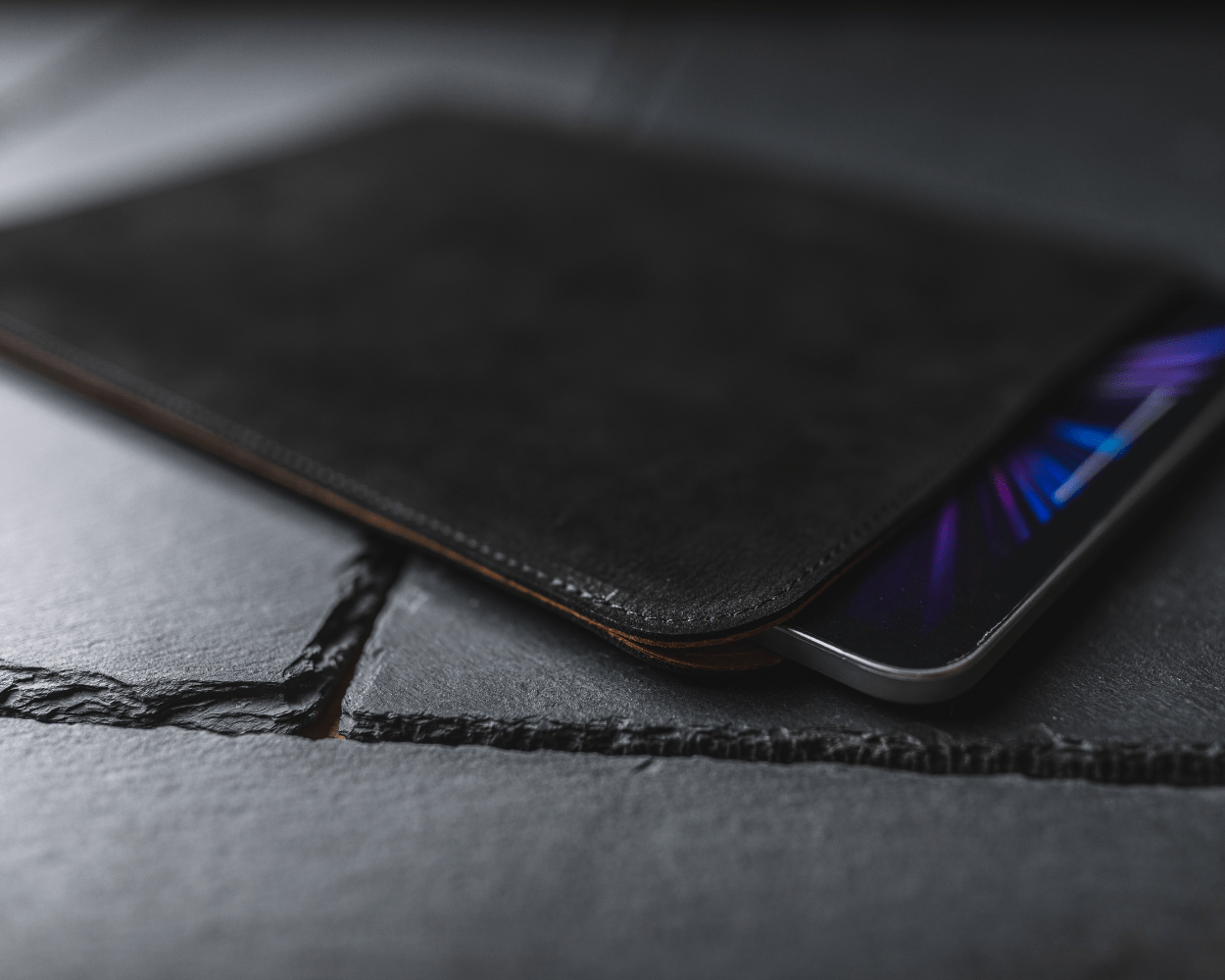 Vintage Leather Apple Ipad Pro 11 12 9 Sleeve - Snakehive UK