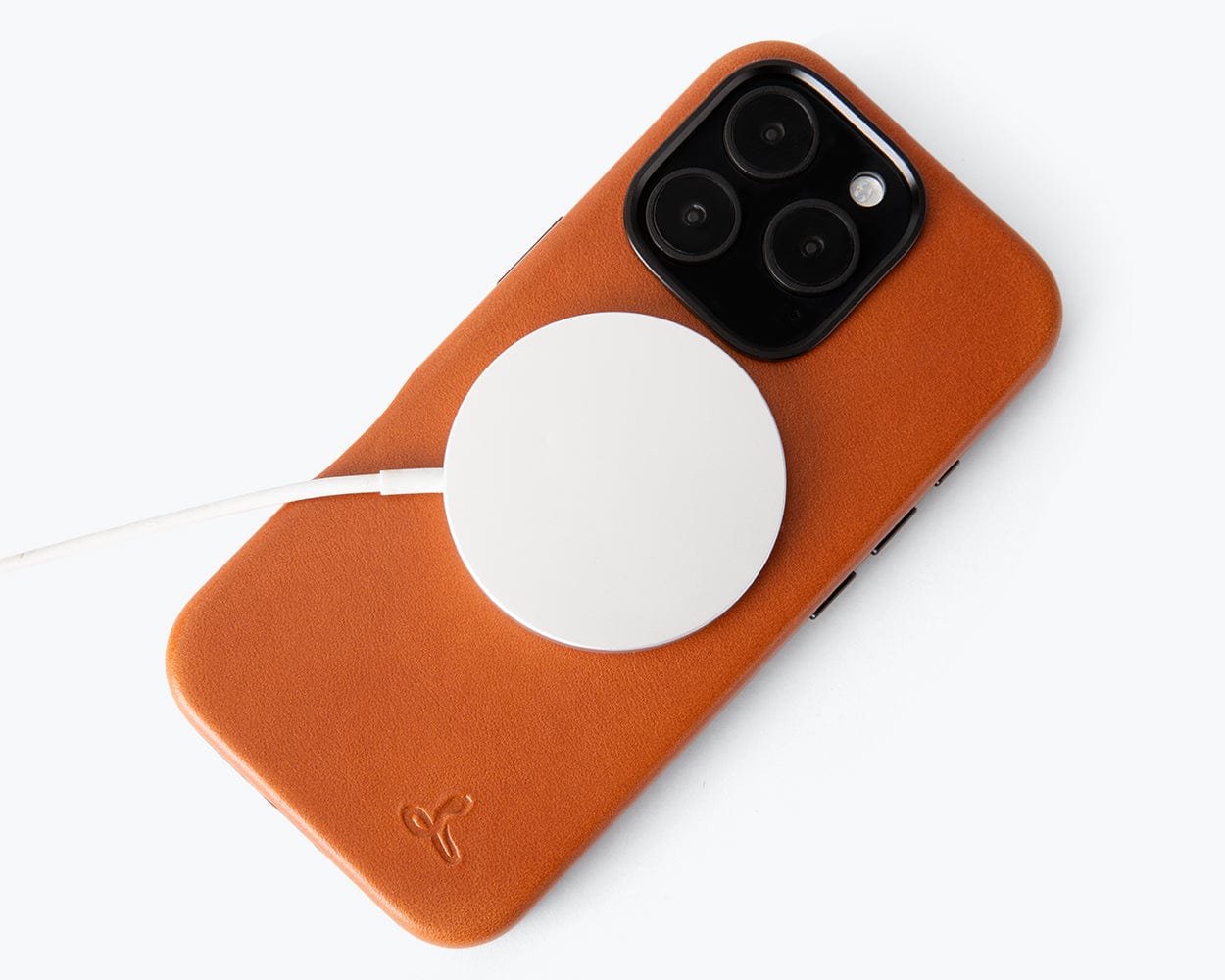 Apple iPhone 16 Pro Max - Metro Slim Leather Phone Case